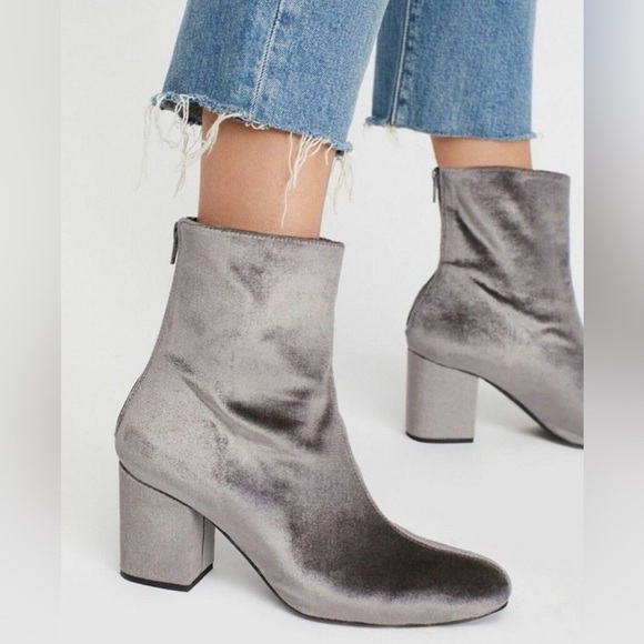 Free People Velvet Cecile Ankle Boots. - Picture 1 of 9